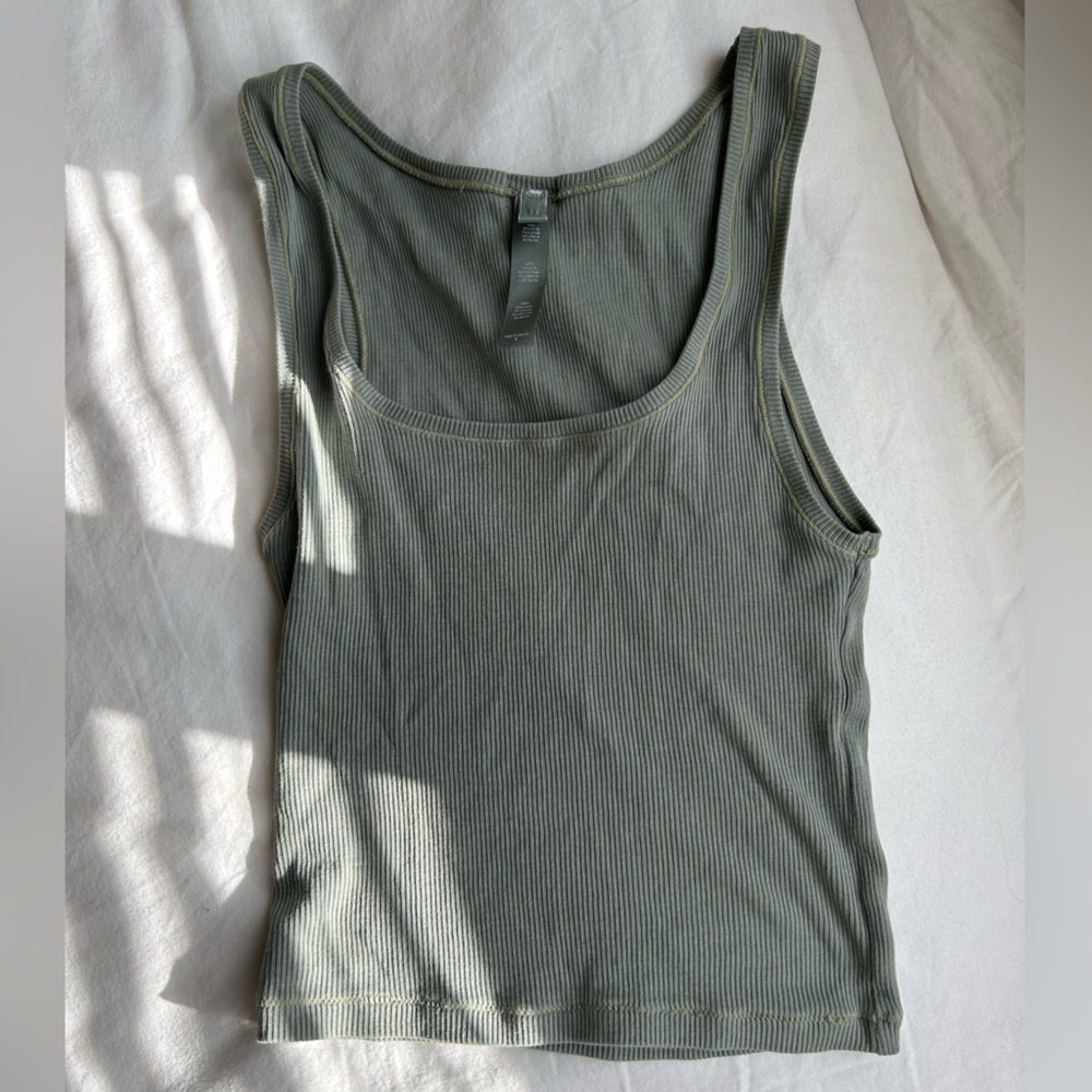 Skims tank top